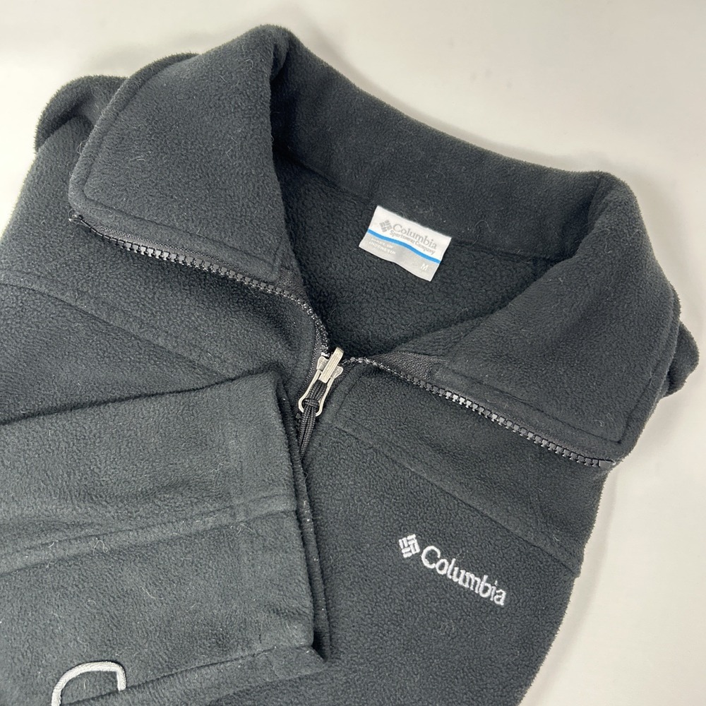 Columbia Women's Black Fleece Full‎ Zip Up Jacket Size M Hiking/Outdoors/Skiing